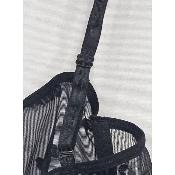 Skims Ultra fine mesh bra Nwt - Picture 10 of 10